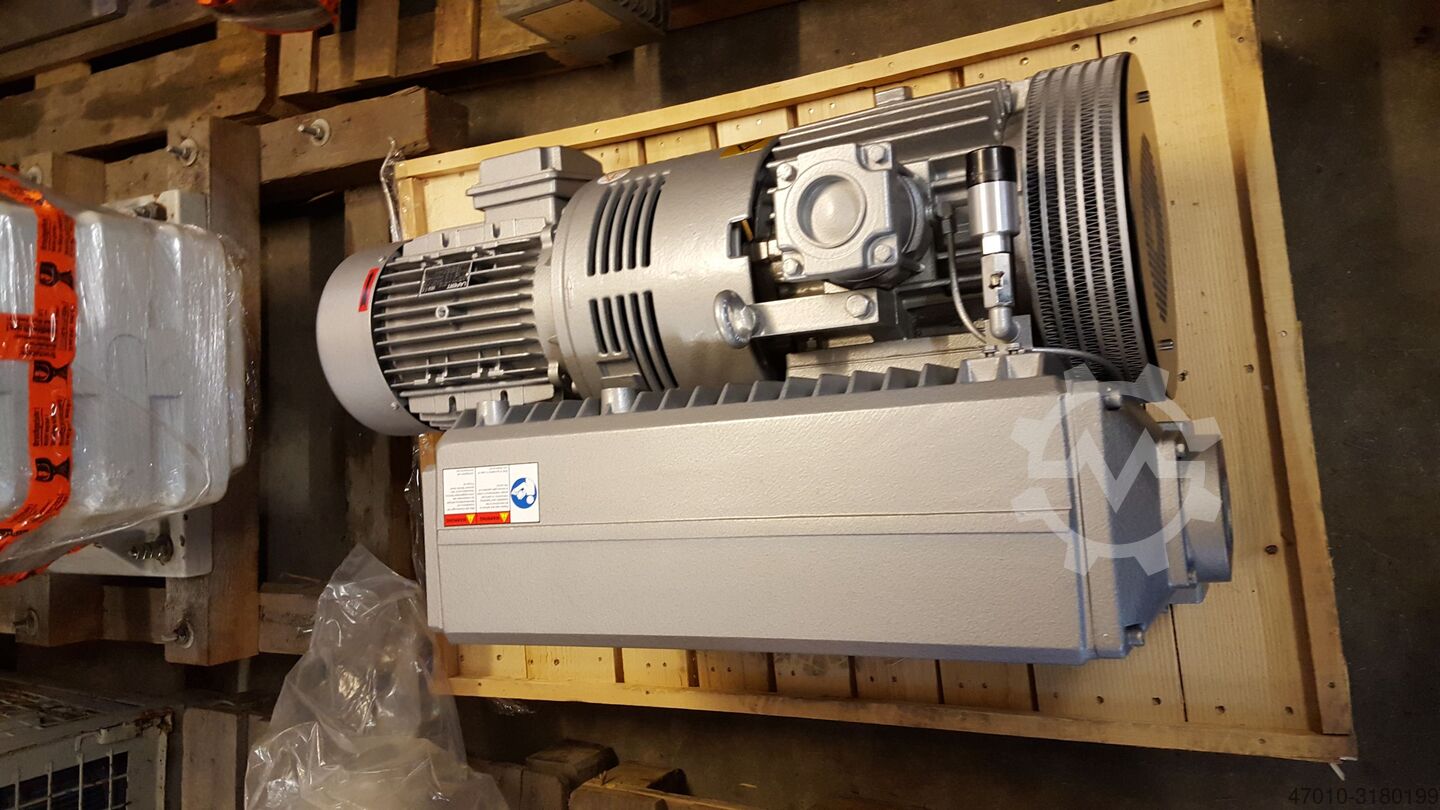 ▷ Rotary vane vacuum pump Busch R5 RA 302 D used for sale - Werktuigen