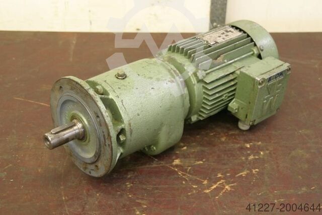 used Gear motor 0.75 kW 180 rpm SEW-EURODRIVE RF40DT80N4 for sale