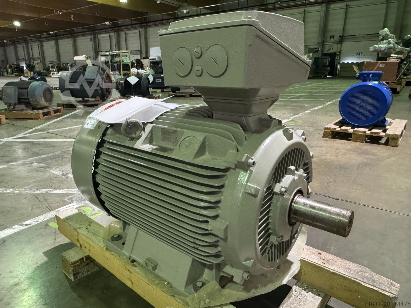 new Electric motor Siemens 1LE16032DB690AK4-Z for sale