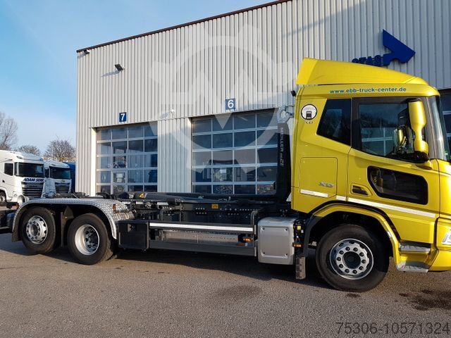Leasing of Hook lift truck DAF XD 450 FAN Abrollkipper Abroller Meiller  RS21.70 in Germany