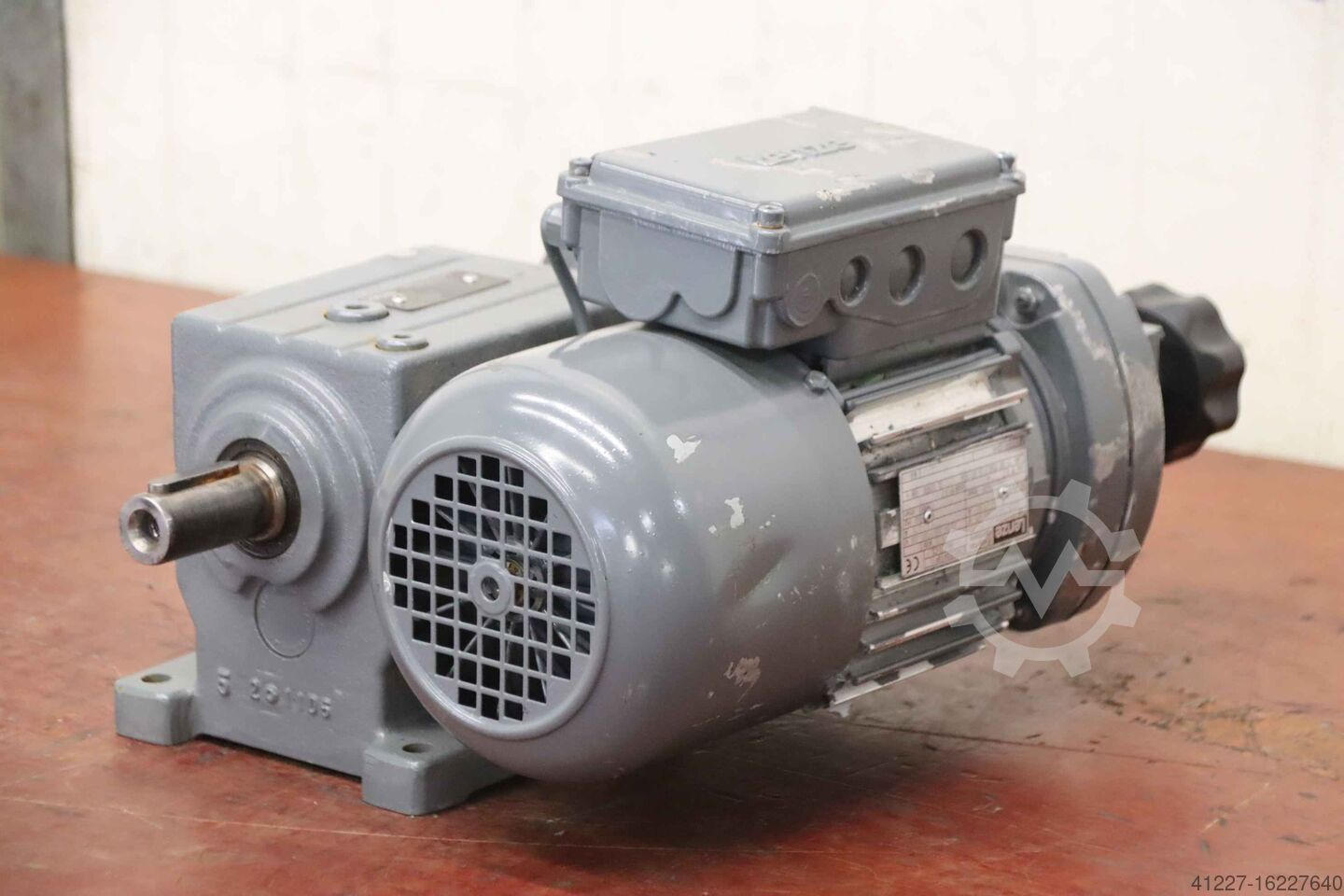 57□GENERATOR MODEL Lサイズ　 RI0524-2 GENLITEC POWER® 35KVA Kubota Diesel Generator-50Hz