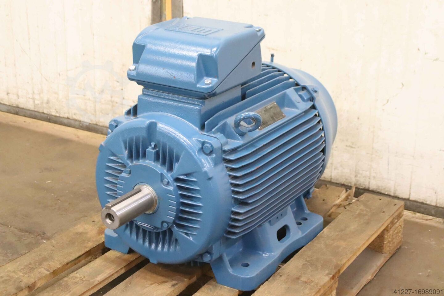 ▷used Electric motor 55 kW 2970 rpm Weg 250S/M-02 for sale