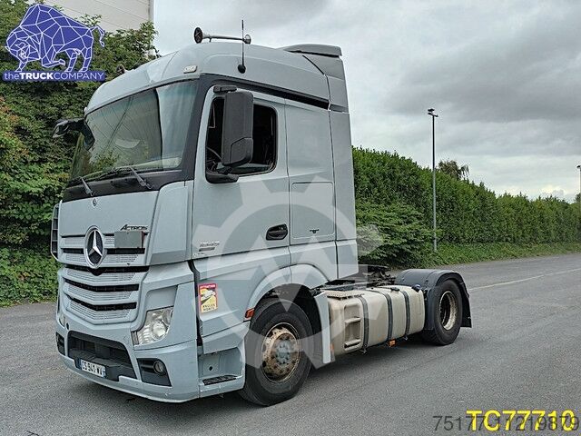 Actros L: Arbeits- und Fahrkomfort - Mercedes-Benz Trucks - Trucks you can  trust