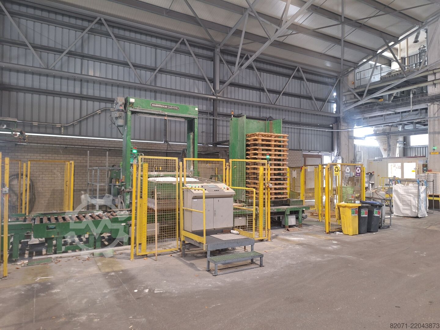 used Palletizer for bags Möllers for sale