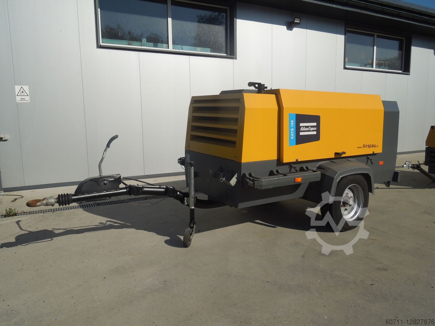 ▷used Mobile compressor Atlas Copco XATS 186 for sale