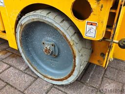 Haulotte Compact 8 Electric, 8.2m Working Height, 350kg Cap