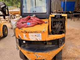 JCB TLT30D