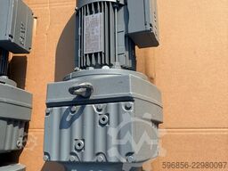 Motoreduktor SEW EURODRIVE RF77 DT80N4 BMG/HF/ES1S 0,75kW