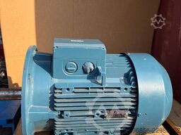 Silnik elektryczny KSB 11kW 1460rpm 400/690VIM B35 3-fazowy