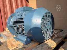 Silnik elektryczny KSB 11kW 1460rpm 400/690VIM B35 3-fazowy