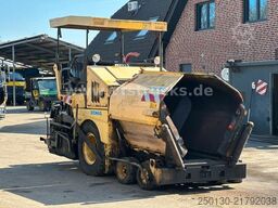 DEMAG DF 65P Straßenfertiger