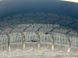 VW T6.1 Transporter Kombi lang 8 Sitzer Klima