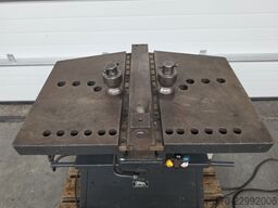 AMGA B Tube