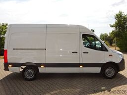 MERCEDES-BENZ Sprinter III Kasten RWD 317 CDI 9G-TRONIC Navi