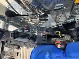 VOLVO EWR150E Mobilbagger mit ROTATOR ENCONG EC319