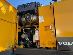 VOLVO EWR150E Mobilbagger mit ROTATOR ENCONG EC319