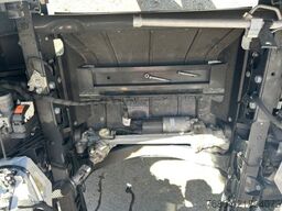 IVECO DAILY 40 - 180 FAHRGESTELL, E6 OHNE MOTOR/OHNE GETRIEBE