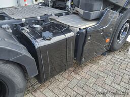 Renault T HIGH 520 6x2 - 32-BPT-7 - 70 TON PUSHER HEFBA...