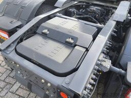 Renault T HIGH 520 6x2 - 32-BPT-7 - 70 TON PUSHER HEFBA...