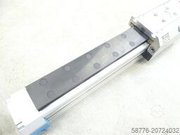 Festo DGPL-32-900-PPV-A-KF-B Linearantrieb 161793 - 8 bar
