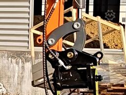 Tec-Point GmbH - 2,0 t Kubota D902 LT20P Schnellwechsler - Kabine+Heizung