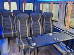 MERCEDES-BENZ Sprinter Lord Comfort 12 Sitzer In Stock