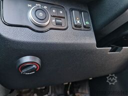 MERCEDES-BENZ 519  Allrad 4 x 4 Vorlauffahrzeug  GSR2