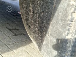 Scania P114-340 8x2*6 - Livestock 1 deck / Cattle - 3x...