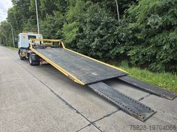 SCANIA mit  Schiebeplateau Fiault + 2x Seilwinde