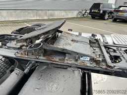 DAF CF 410 FT Space Cab / Mega / 787 dkm / Hefschot...