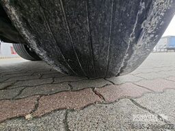 Krone Curtainsider Mega