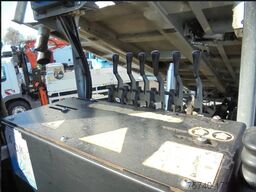 HMF 1643 Z2 1643 Z2 + Z CRANE + TIPPER SYSTEM COMPLETE