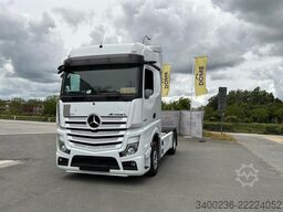 Mercedes-Benz Actros L 1945