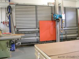 S.t.r.m. S.t.r.m. S.t.r.m.