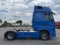 Mercedes Benz 1851 LS Actros Gigaspace Retarder Standklima