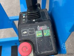 Genie GS 2646 10m Scherenarbeitsbühne *Akkus NEU*