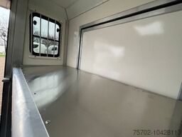 Steinsberger Anka 2 Pferdeanhänger mit Wohnung