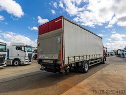 RENAULT D 19 WIDE 280 DXI + BAR