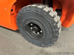 Toyota 8FBMT50 - TRIPLEX 6,5 m - NEUWERTIG !!!