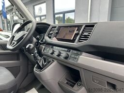 VW CRAFTER 8 SITZER KLIMAAUTO. ACC NAVI KAMERA PDC