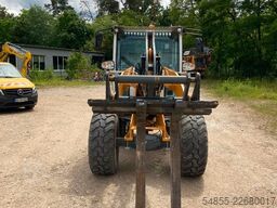 LIEBHERR L506 Compact