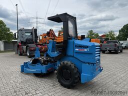 RAMMAX RW1800 SPT Erdbauwalze mit Schild