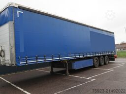 Schmitz 3 AXLE CURTAINSIDE TRAILER