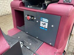 MINUTEMAN Powerboss SC2832E