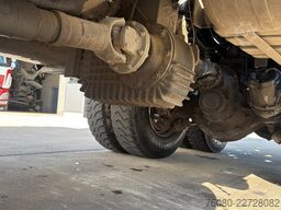 Volvo FL 12 - 380 (6X6 / POMPE MANUELLE / GRANDES EJE...