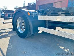 VOLVO FH420 4x2 BDF ADR FL/AT Euro5EEV AHK Klima