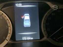 Nissan Navara 4WD 5 posti con HardTop