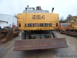 LIEBHERR A924B