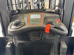 LINDE V 10 /  * DEMO !! DOUBLE steering !!