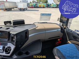 Mercedes-Benz Actros 1846